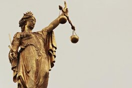 Rechtbank verlengt tbs-maatregel van man die zoon met zwaard doodde