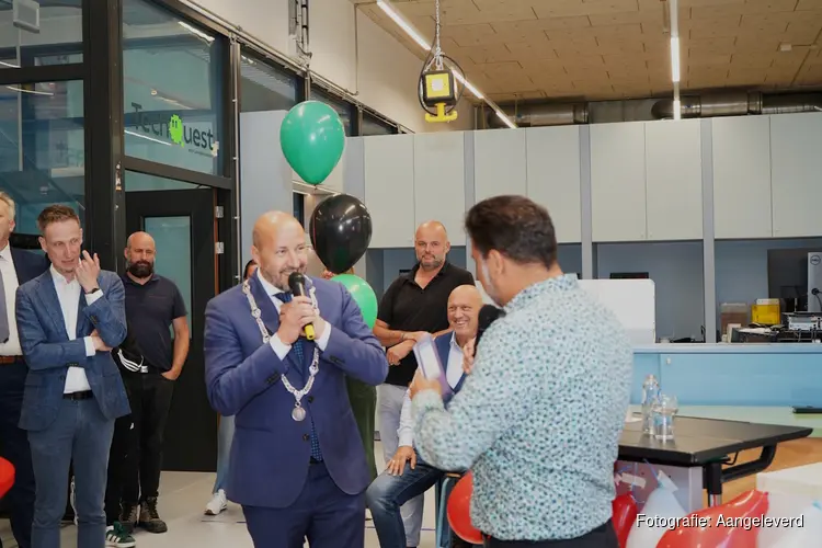 Burgemeester Marcouch opent TechQuest en Techniekplein bij Leerpark Arnhem