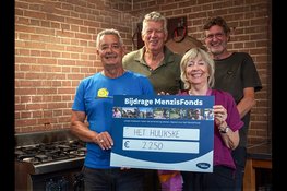 Eetclub Samen Eten ontvangt € 2.250 van MenzisFonds