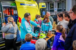 Veiligheidsdag in Arnhem trekt ondanks regen veel bezoekers